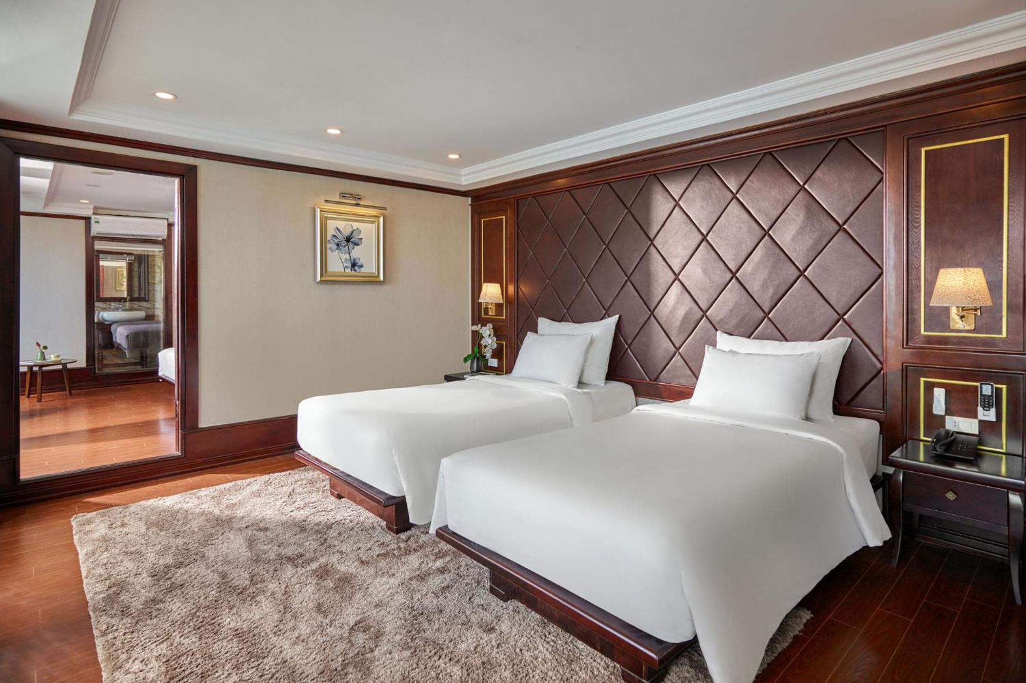 Hotel Le Journey Elegance Cruise Hạ Long Exterior foto