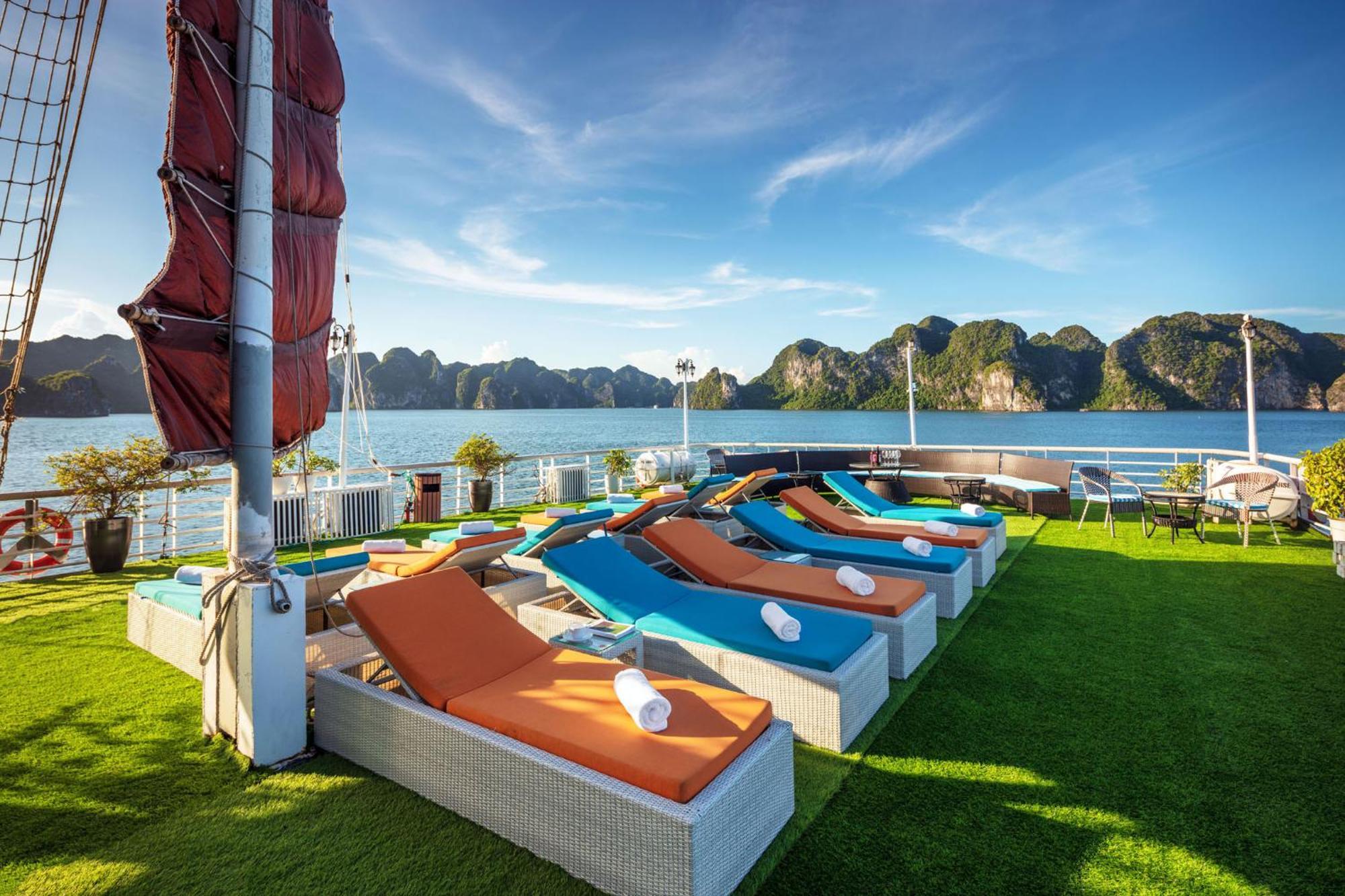 Hotel Le Journey Elegance Cruise Hạ Long Exterior foto