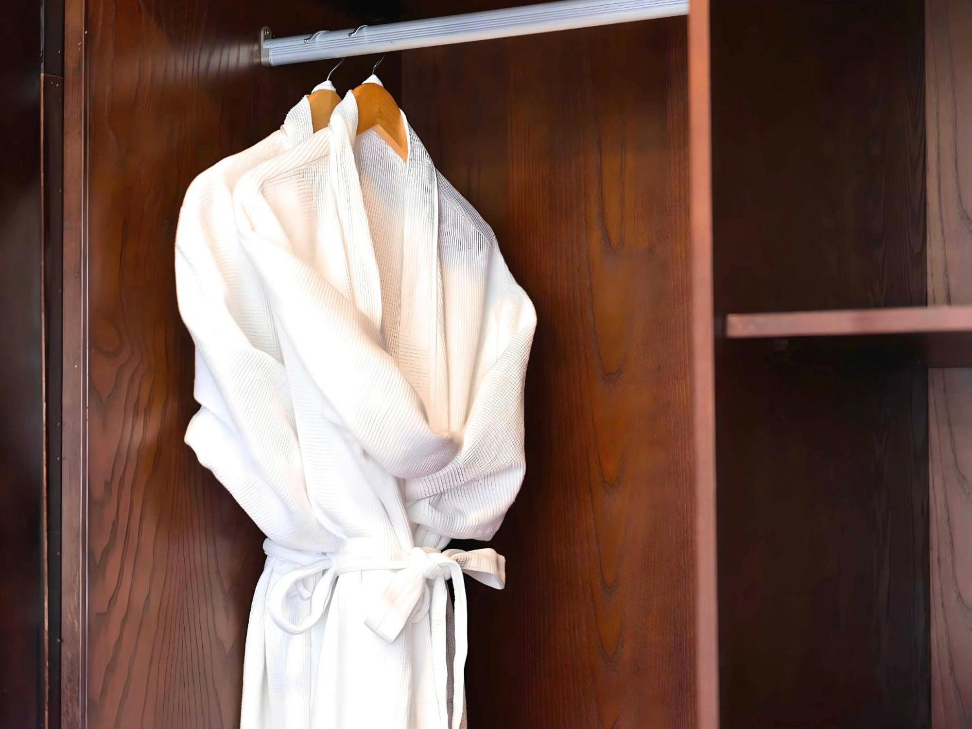 Hotel Le Journey Elegance Cruise Hạ Long Exterior foto