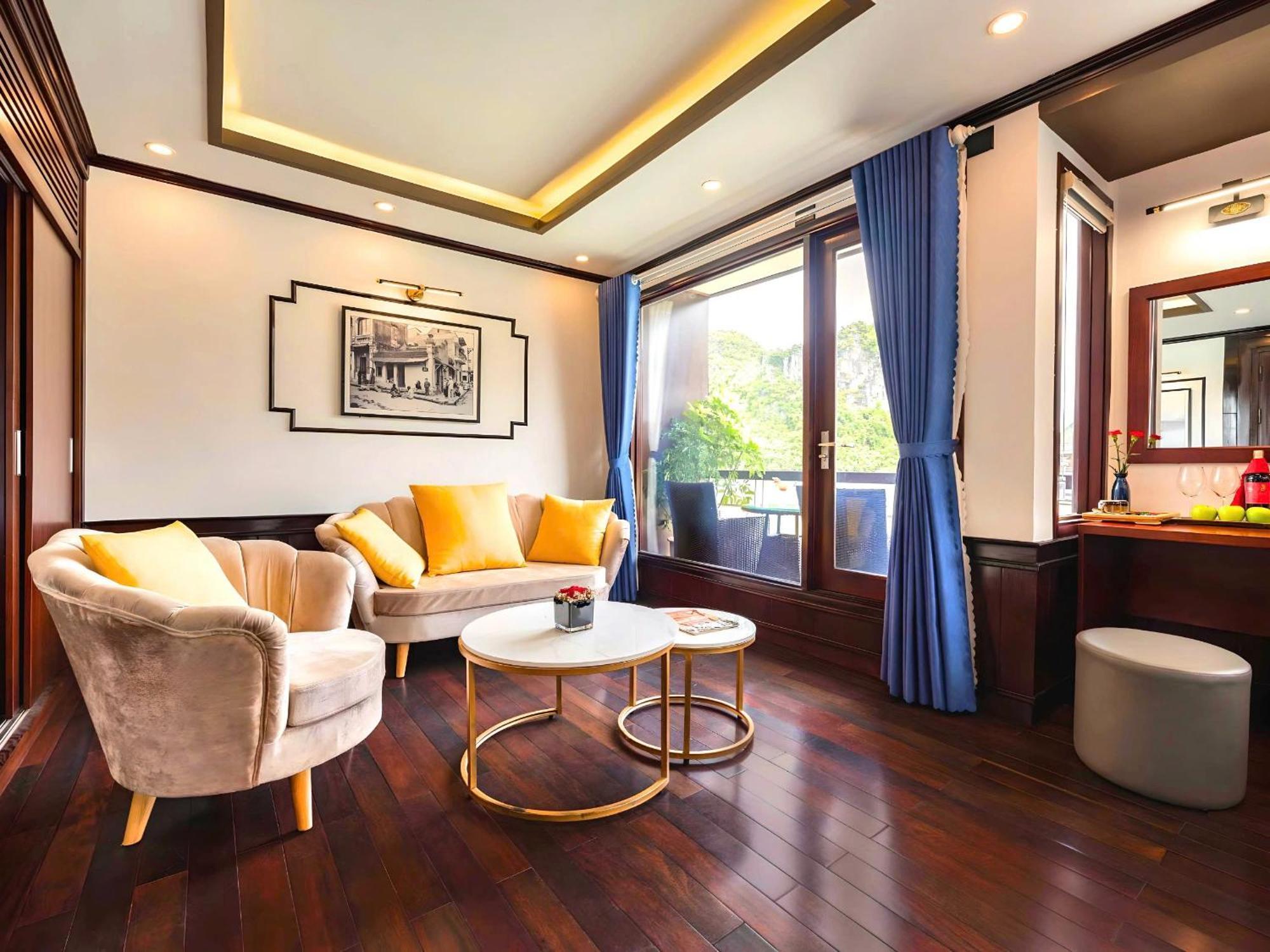 Hotel Le Journey Elegance Cruise Hạ Long Exterior foto