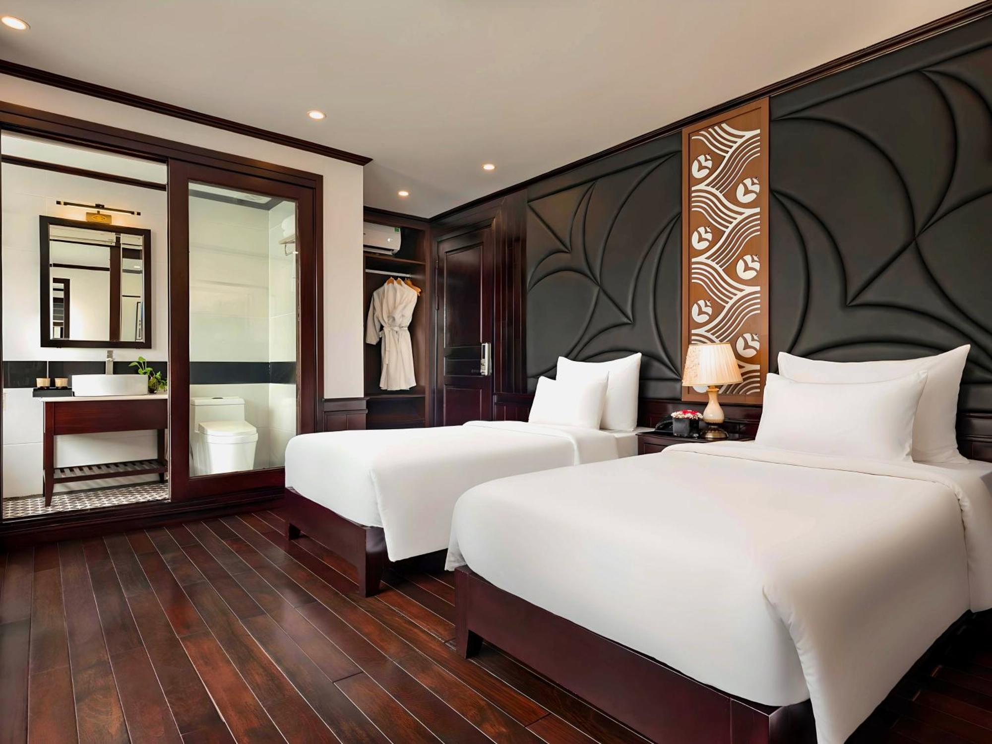 Hotel Le Journey Elegance Cruise Hạ Long Exterior foto