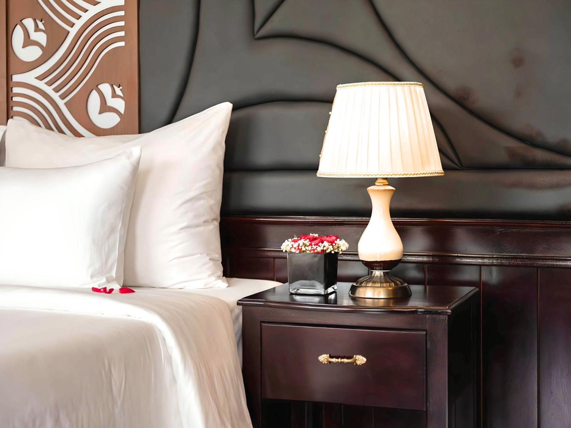 Hotel Le Journey Elegance Cruise Hạ Long Exterior foto
