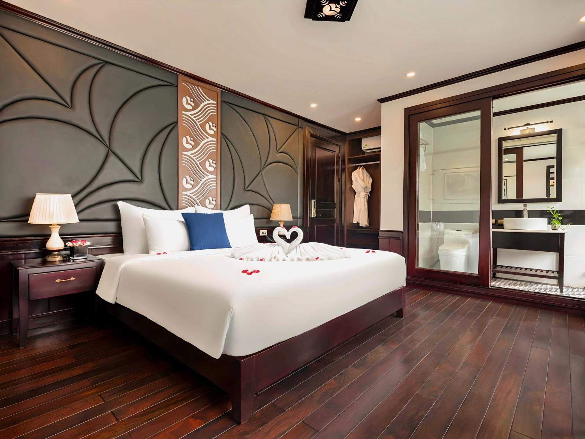 Hotel Le Journey Elegance Cruise Hạ Long Exterior foto
